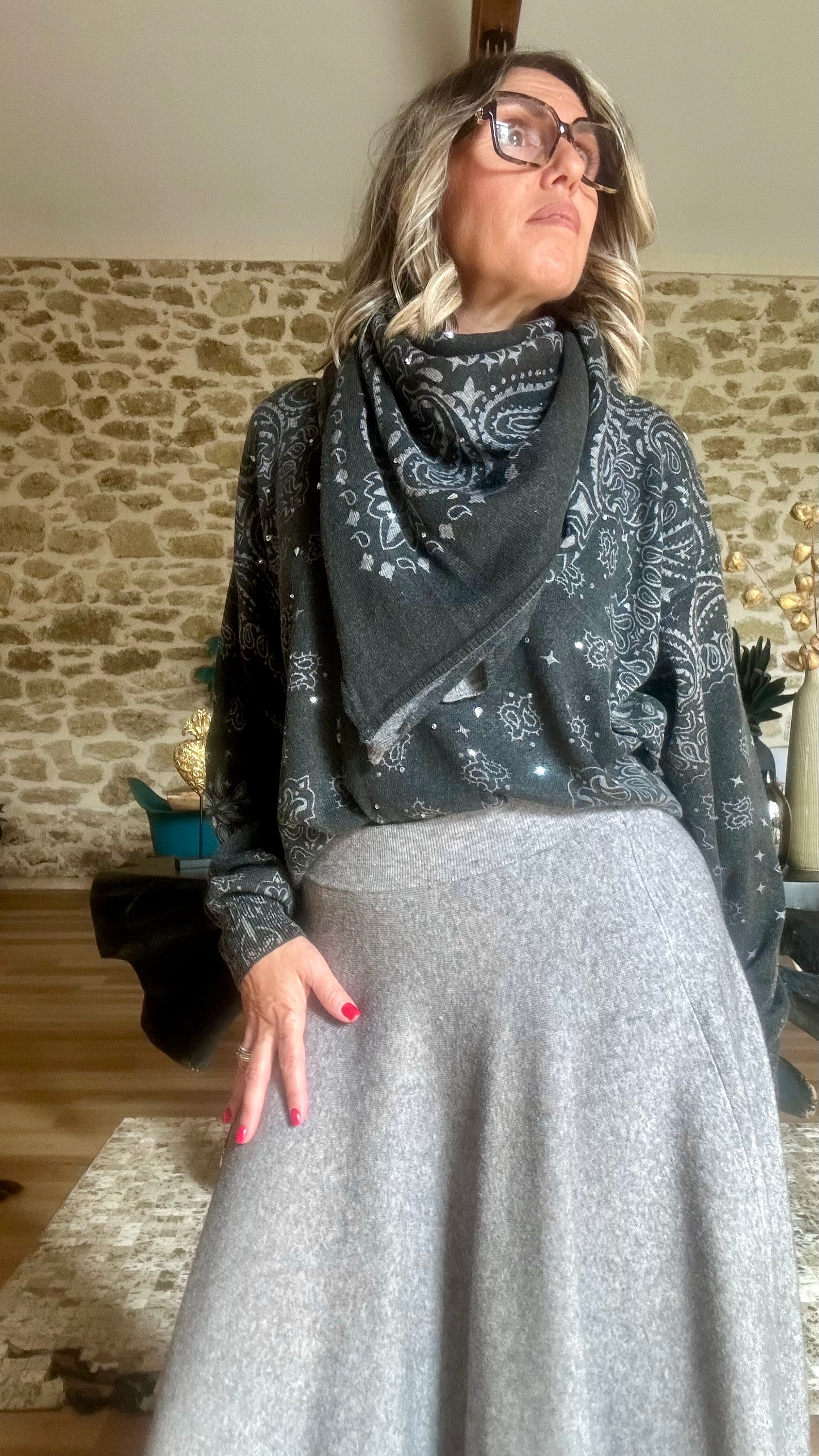 Pull Edmond ADORÉ avec Strass et imprimé Bandana