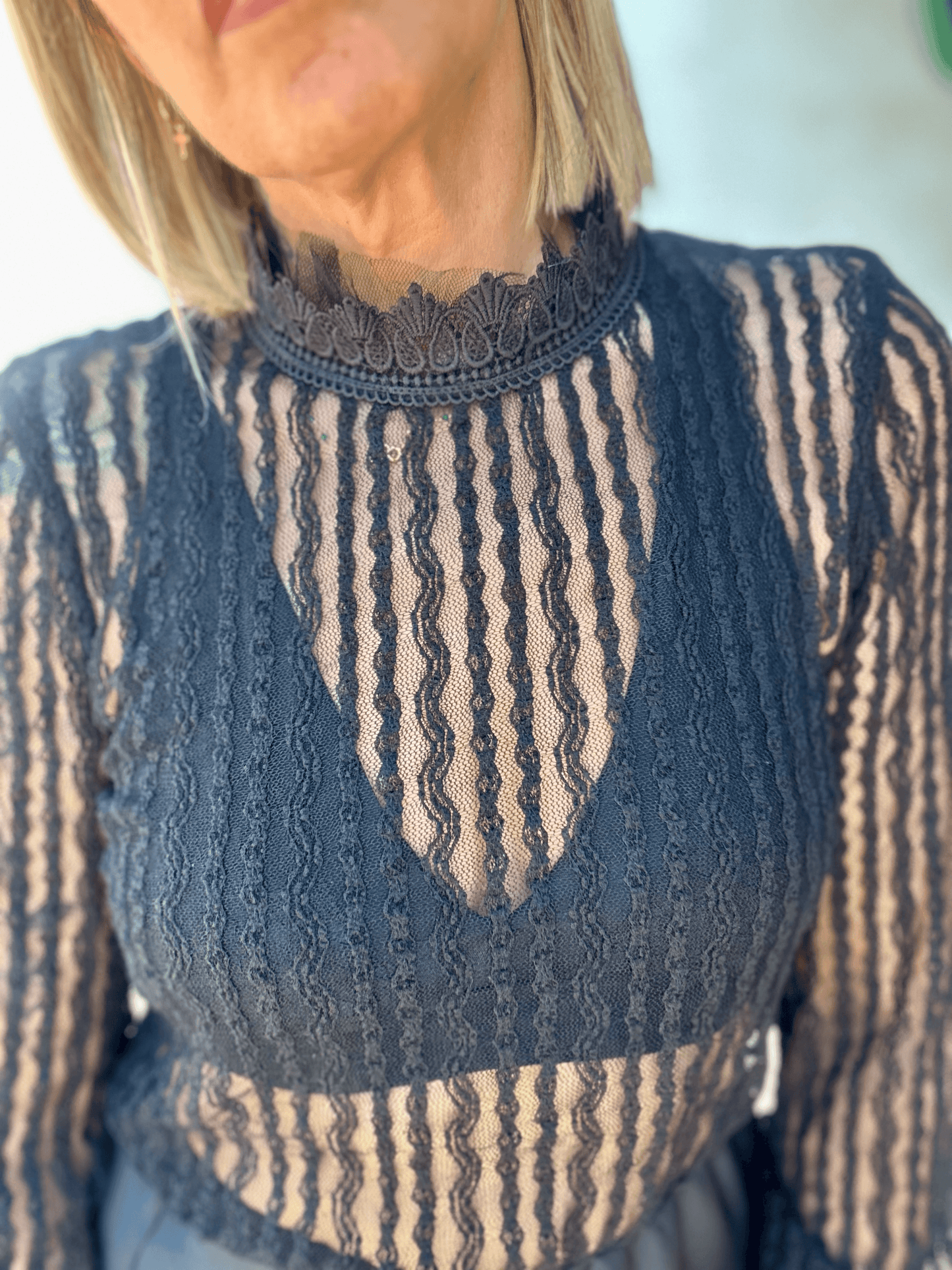 Top dentelle - Vénus - Vestiaire du Sud